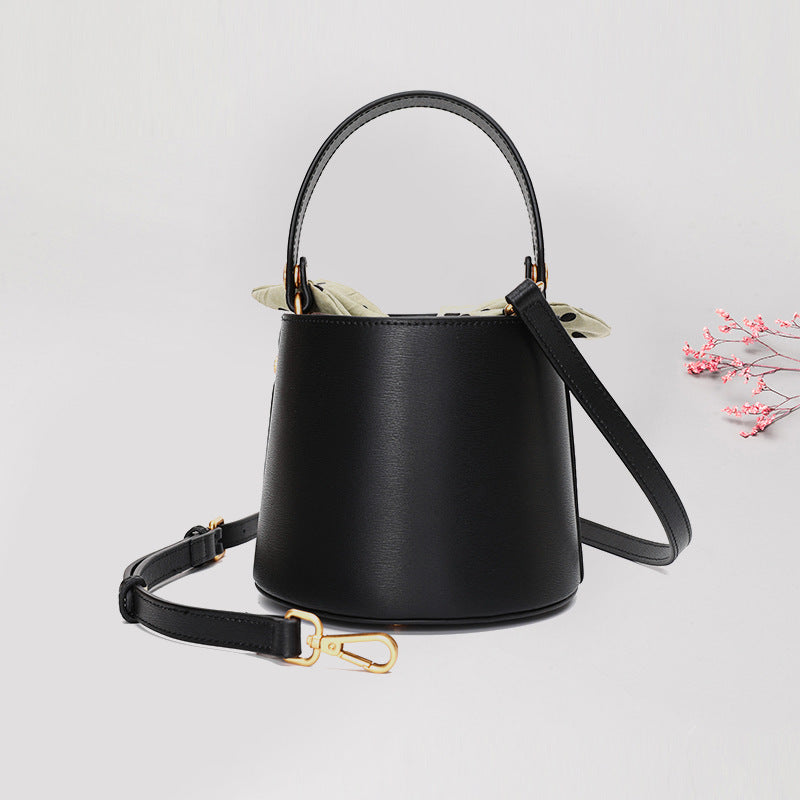 Leather bucket bag tote