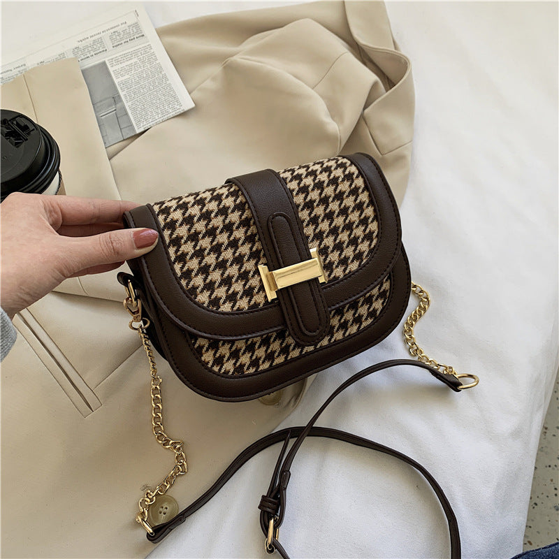 Fashion Chain Crossbody Bag All-Match Ins Woolen Saddle Bag