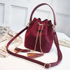 Single Shoulder Messenger Bag Personalized Chain Tassel Bucket Bag