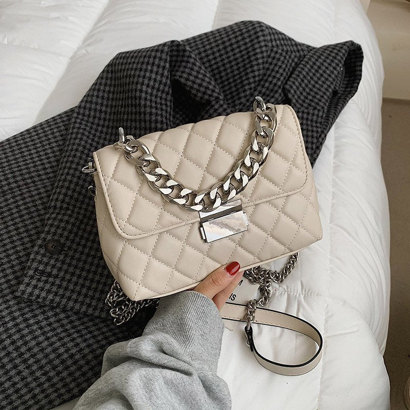 Fashion Casual Messenger Chain Portable Small Square Bag