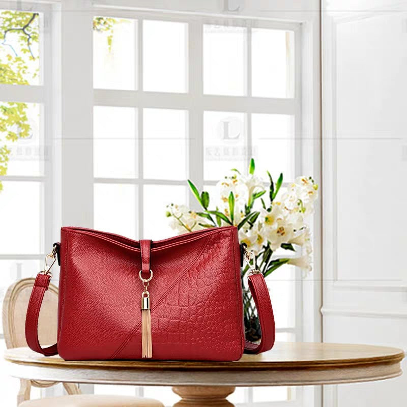 Fashion Tassel Shoulder Bag Pu Leather Lady Messenger Small Bag