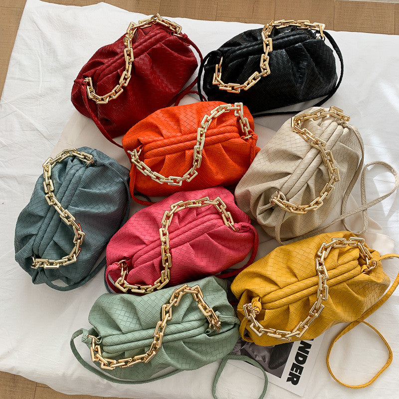 Temperament Chain Handbag Wild Woven Cloud Bag