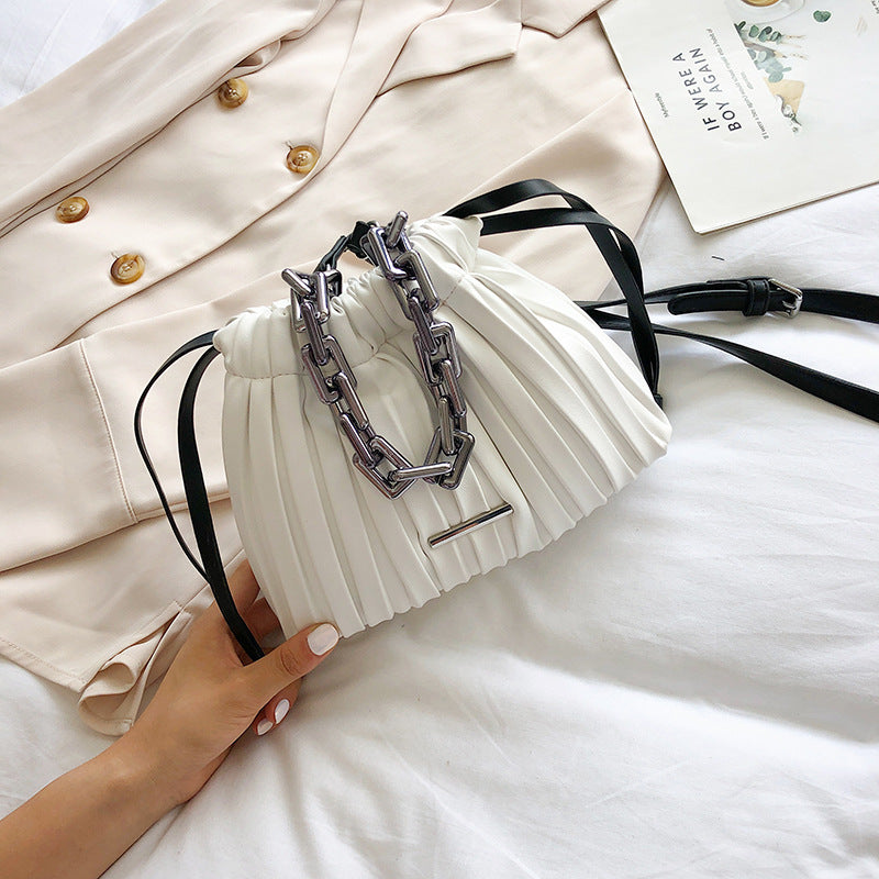 Portable Chain Bag, Pleated Drawstring Bucket Bag, Fashionable