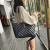 Fashion Lingge Embroidered Thread Shoulder Bag Large Capacity Leisure