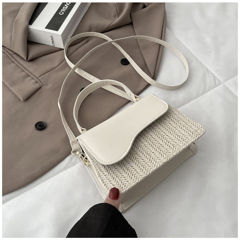 One-shoulder Shell Straw Woven Simple Bag