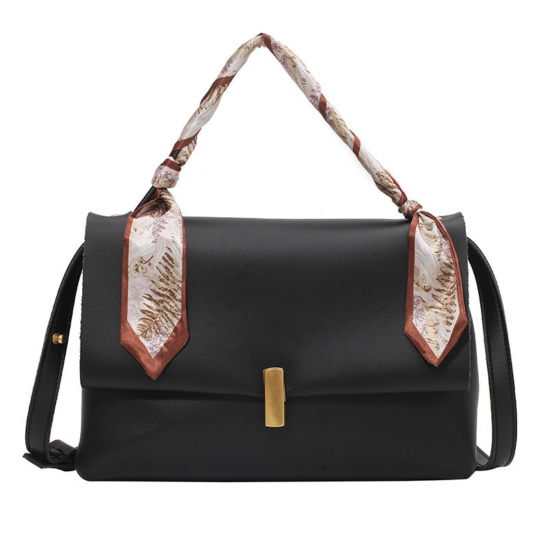 Madelyn Shoulder Bag