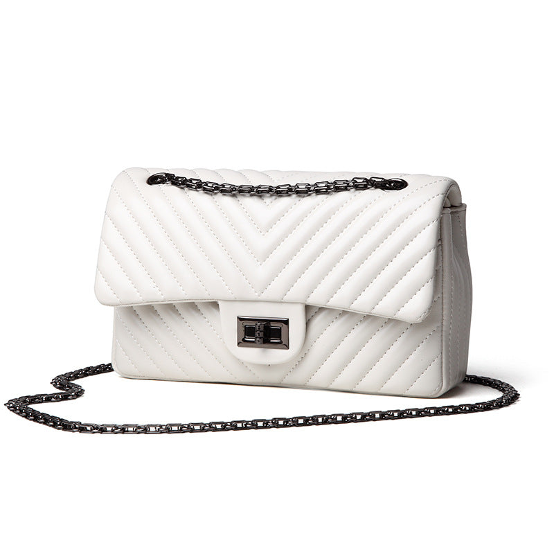 V-chain ladies bag