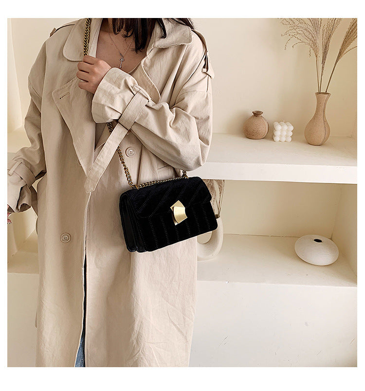 Velvet chain shoulder small fashion square bag