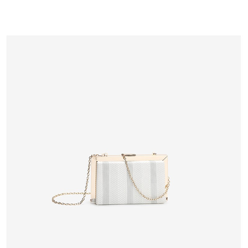 Contrasting color clip bag small square bag