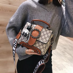 Diamond Tote Print Shoulder Bag