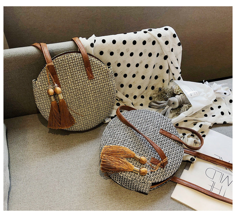 Straw handbag