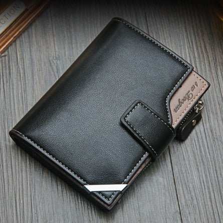 Vertical buckle wallet