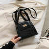 Fashionable crossbody bag