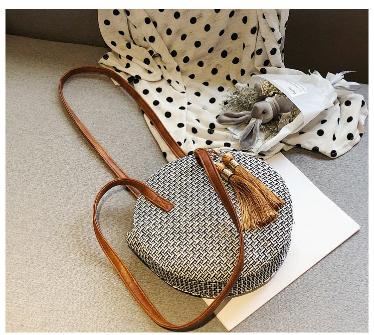 Straw handbag