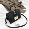 The new wave of Korean version of the wild messenger shoulder shoulder stone grain small square bag