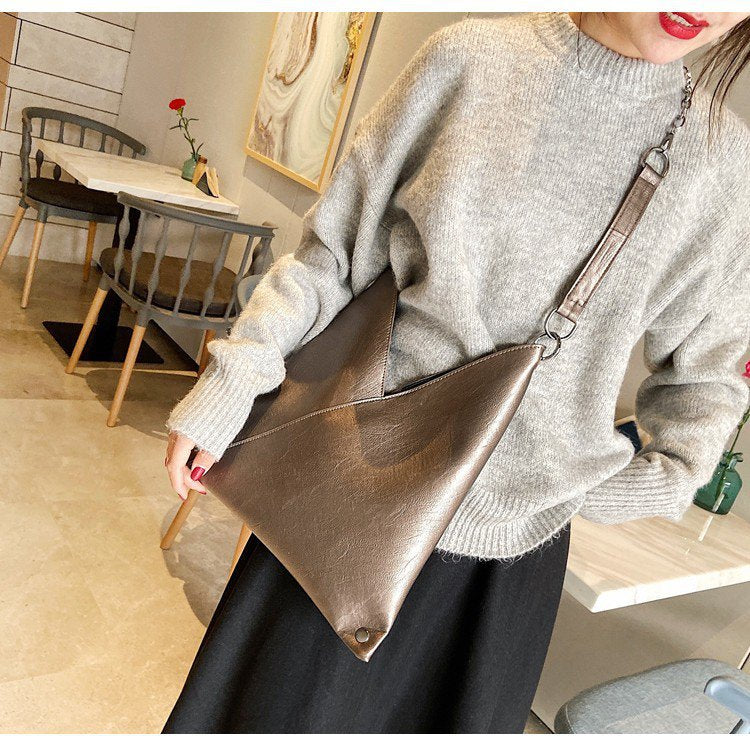 Trendy chain shoulder bag