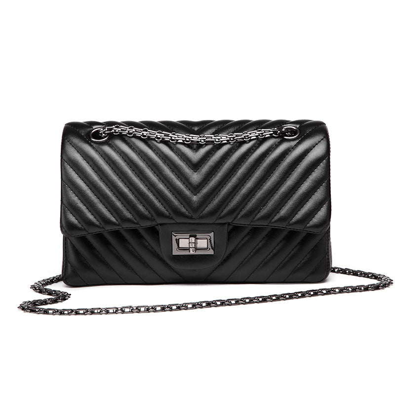 V-chain ladies bag