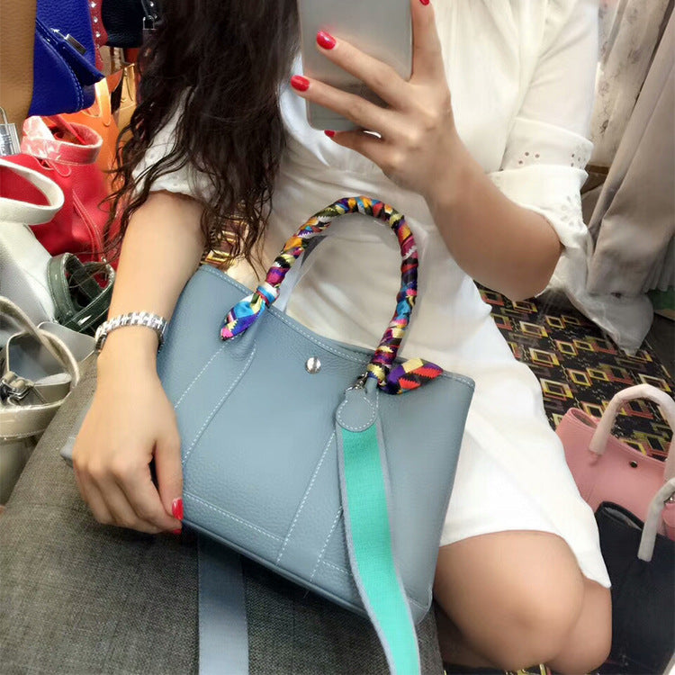 Ladies lychee pattern leather bag