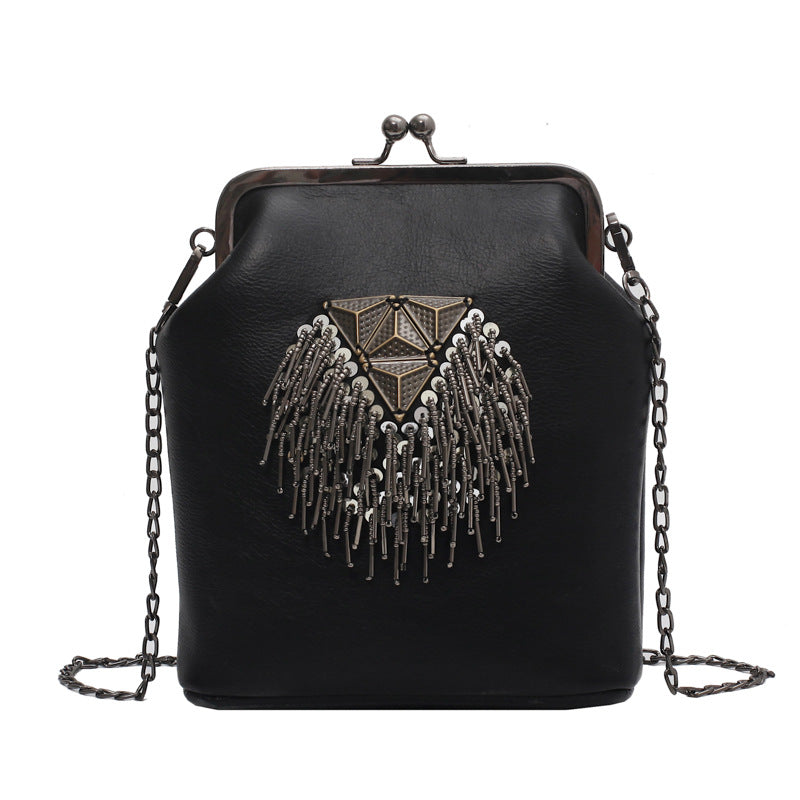 Chain Shell Crossbody Bag Harajuku Ethnic Style Metal Tassel