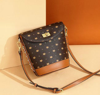 Printed retro one-shoulder messenger bag