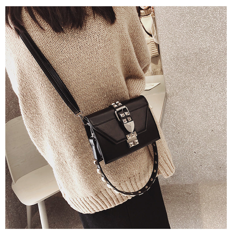 Rivet small square bag wild