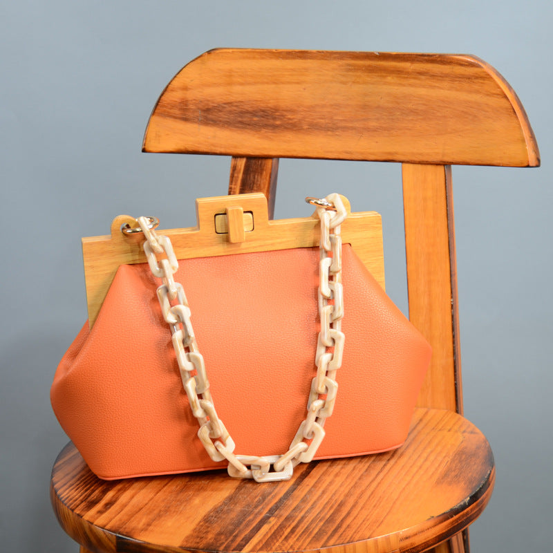 Wooden clip bag