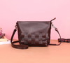 Retro fashion ladies shoulder bag