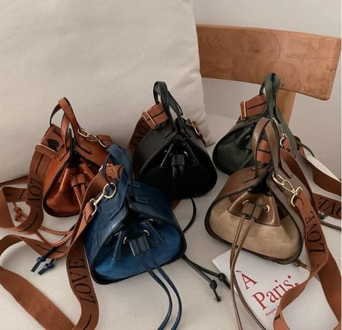 Hong Kong style vintage bucket bag