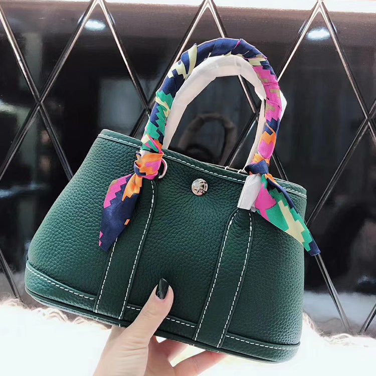 Ladies lychee pattern leather bag