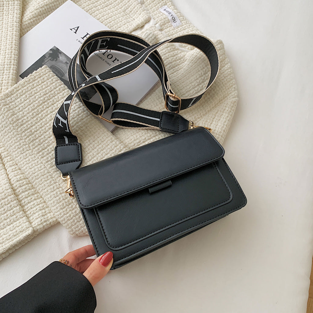 Flip One Shoulder Messenger Bag Fashion Casual Small Square