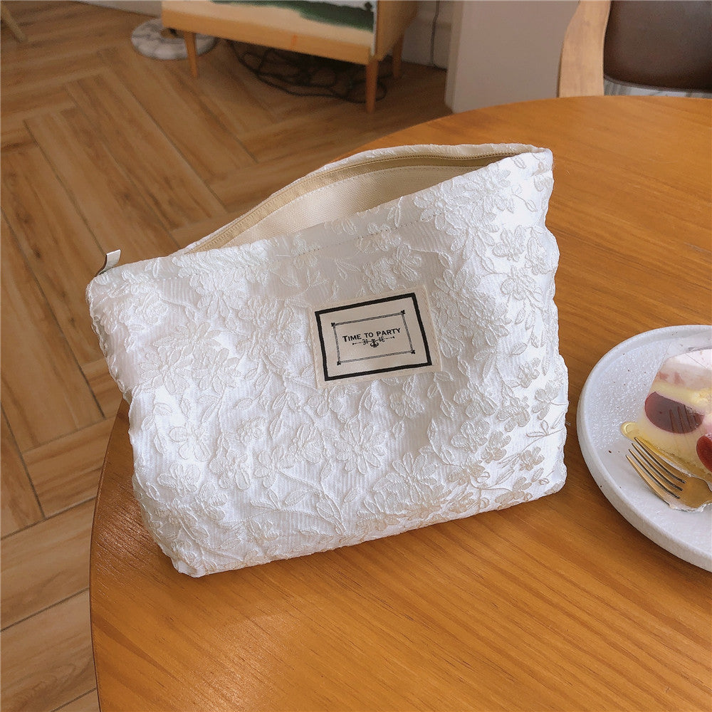 Lace Embroidered Canvas Makeup Bag Women's Hold Bag