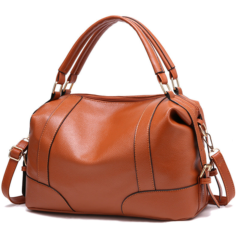 Soft Leather Ladies Trendy Messenger Bag Large Capacity