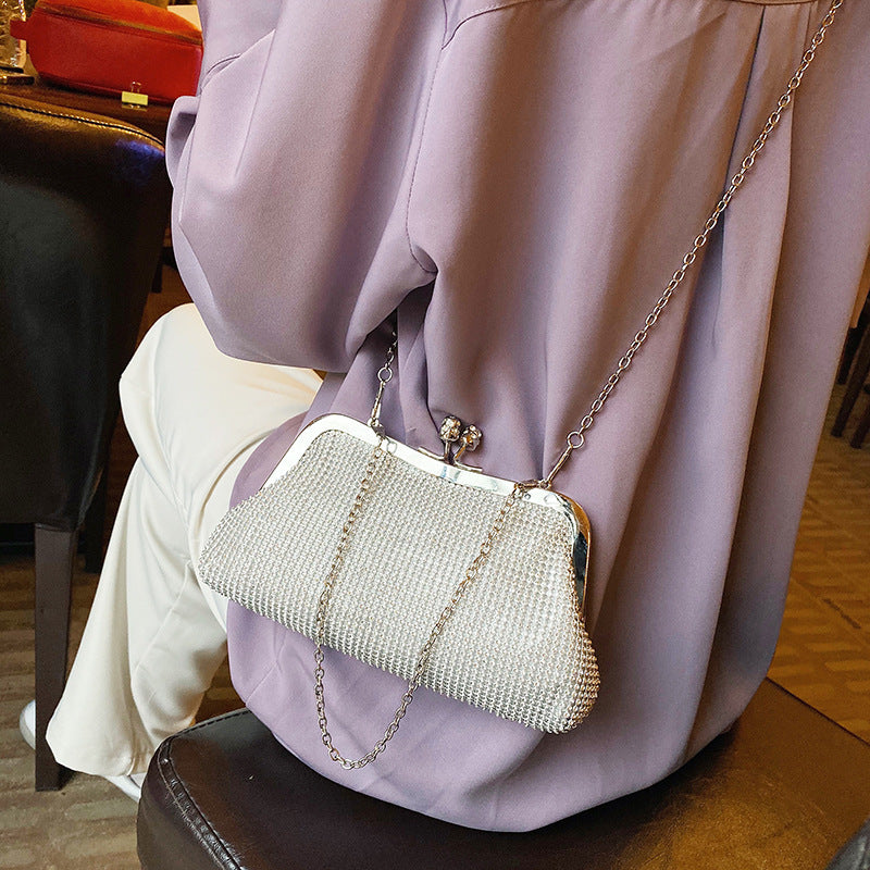 Crossbody Net Red Dinner Clip Chain Bag