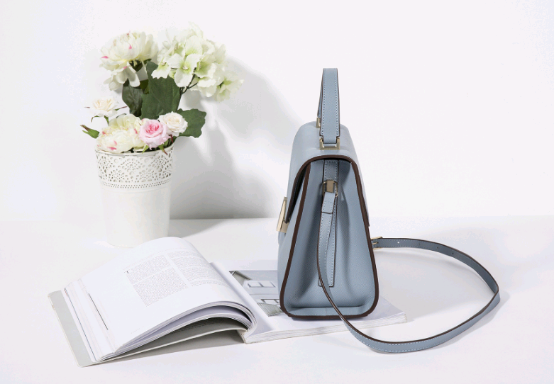 2021 spring and summer new simple portable handbag leather bag shoulder Messenger bag