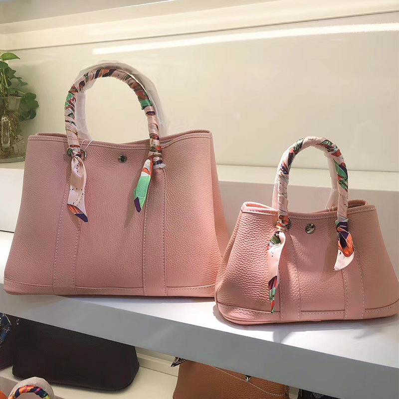 Ladies lychee pattern leather bag