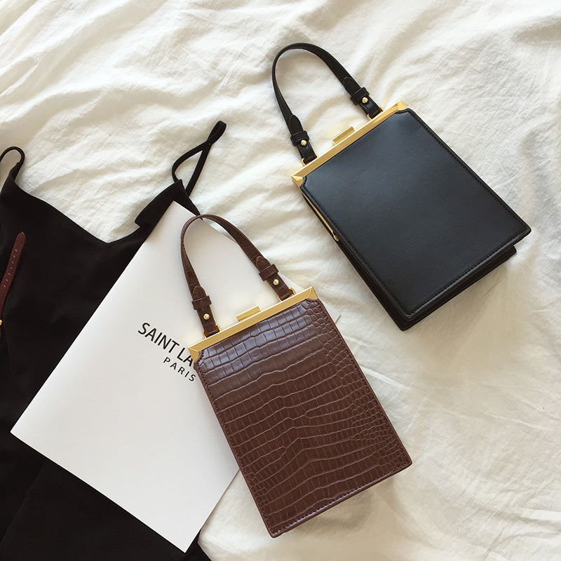 Simple Mini Clip Bag