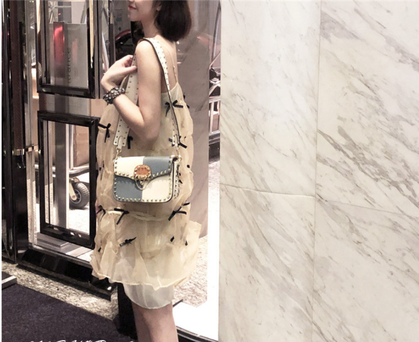 Rivet bag
