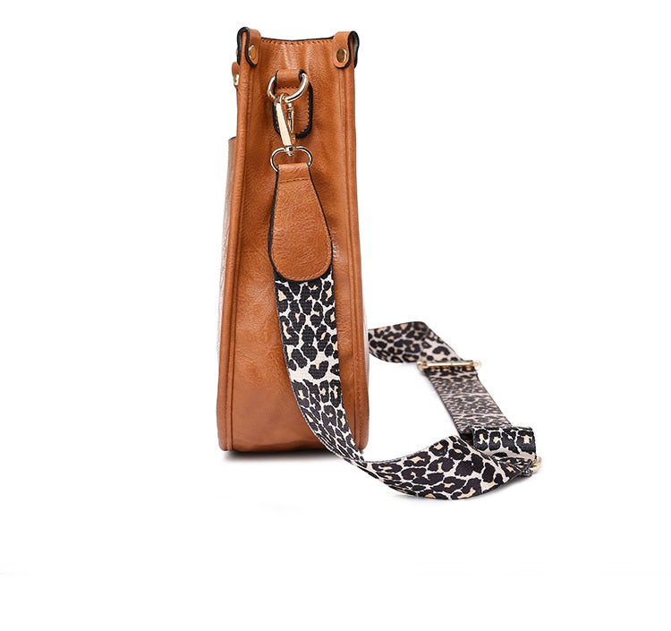 PU Leather Casual Shoulder Messenger Bag Leopard Print Shoulder Strap Tote Bag Large Capacity Minimalist Design
