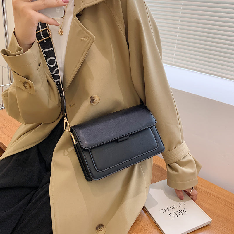 Flip One Shoulder Messenger Bag Fashion Casual Small Square