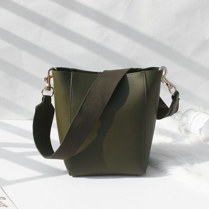 Women's Portable Broadband Messenger Bucket Bag