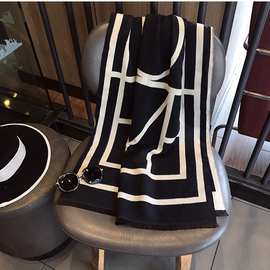 Women Winter Chic Color Blocking Imitation Cashmere Warm Shawl Scarf