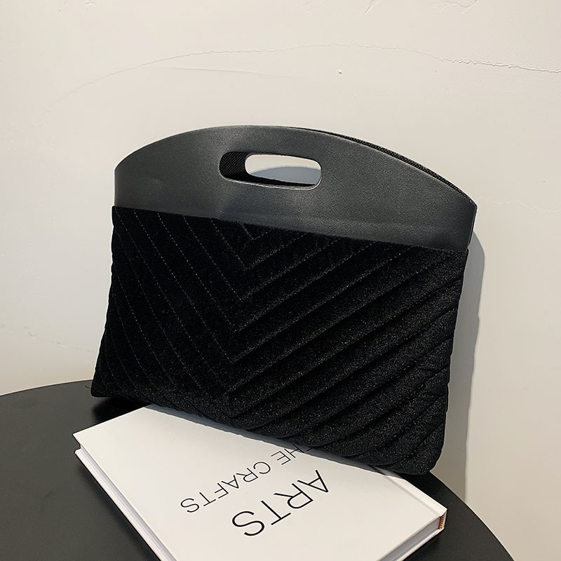 Women Fashion Personality Contrasting Color Gold Velvet Handbag