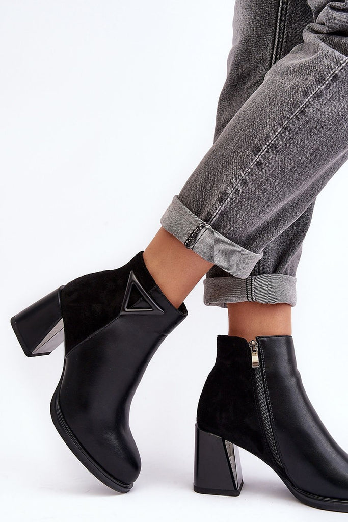 Heel boots Step in style