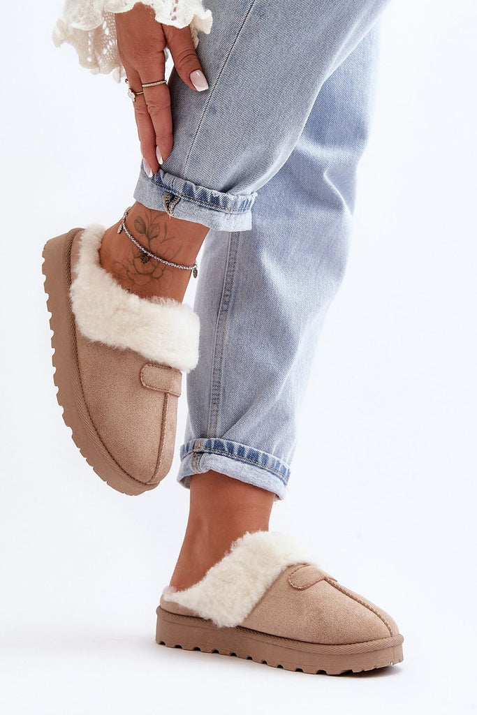 Slippers Step in style