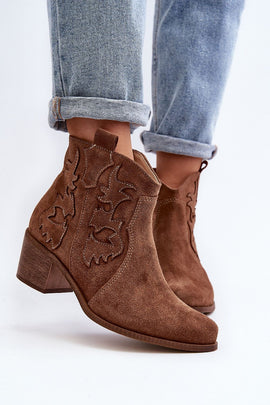 Heel boots Step in style