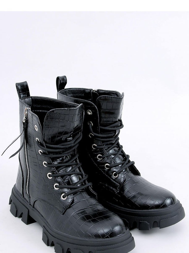 Boots Inello