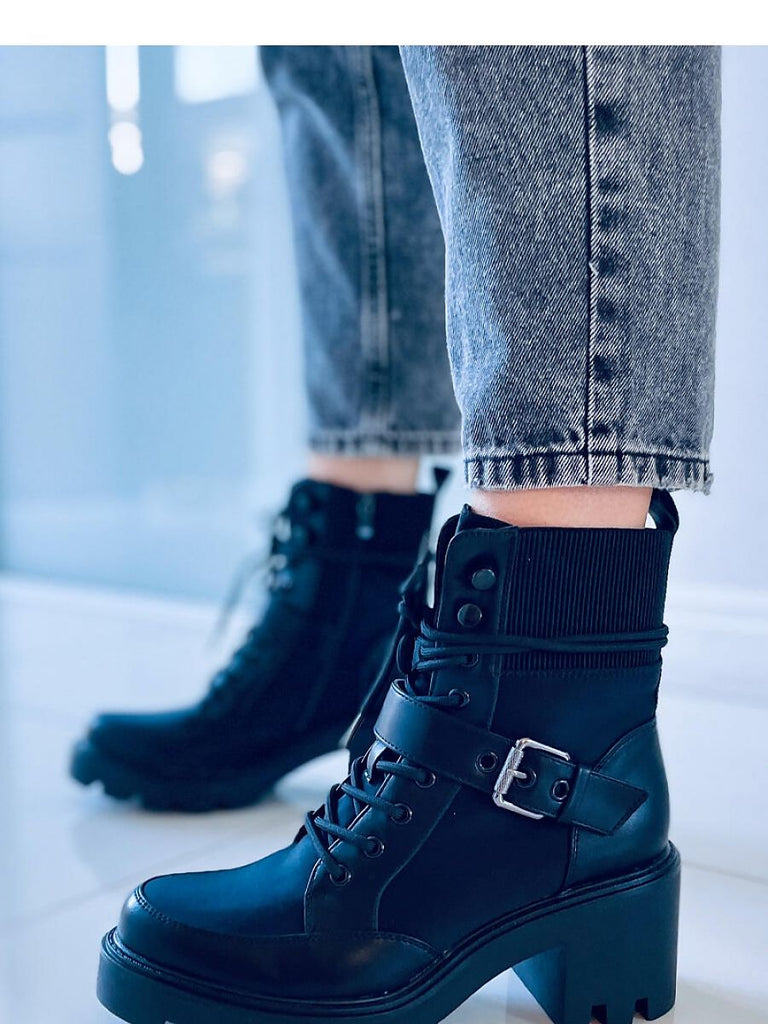 Heel boots Inello