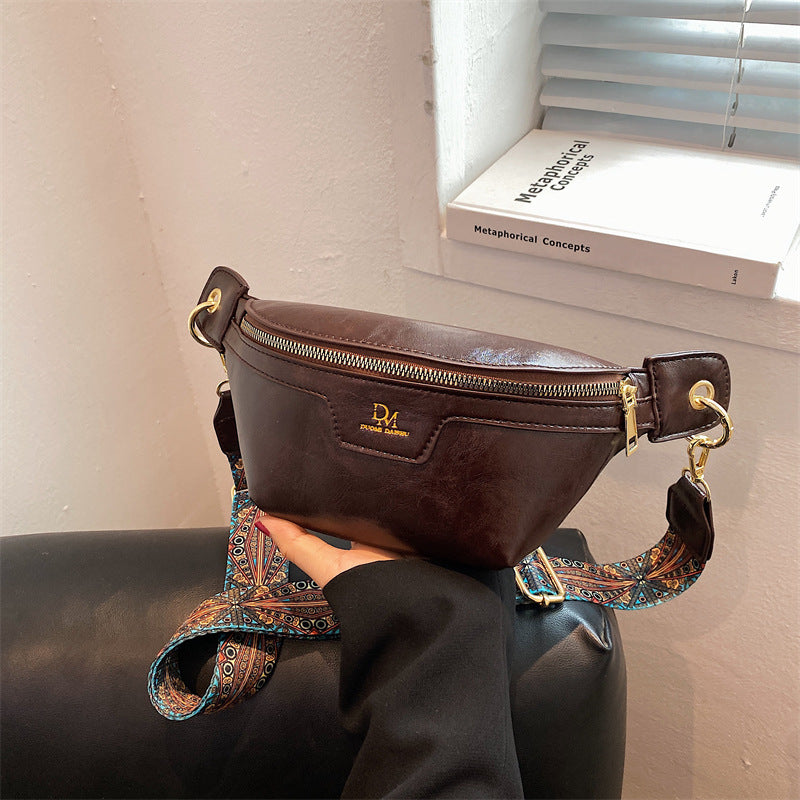 Single Shoulder Messenger Bag Niche Design And Fashion