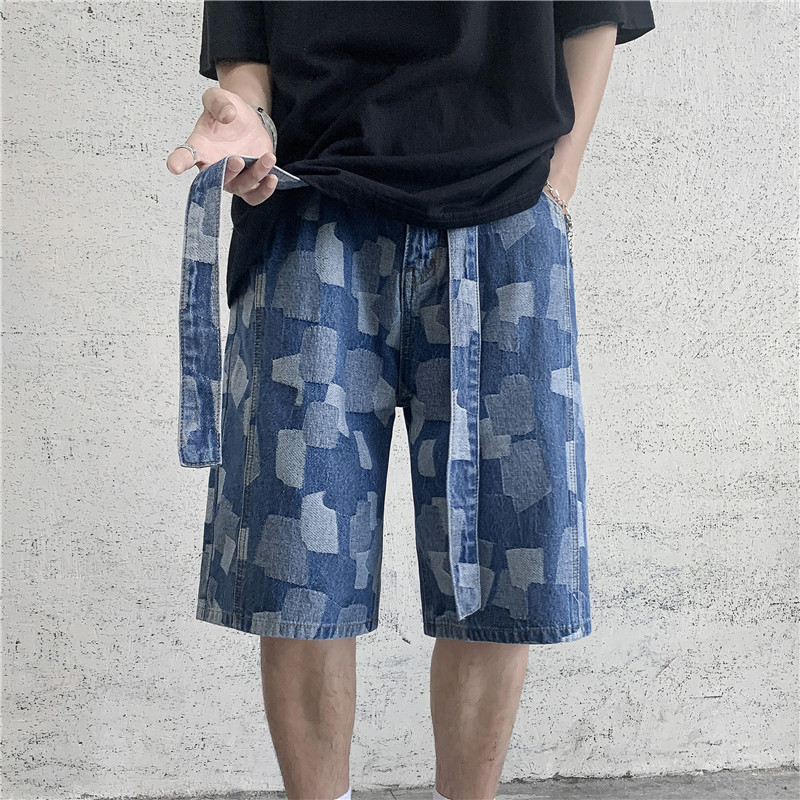 Men Casual Pattern Drawstring Waist Loose Shorts