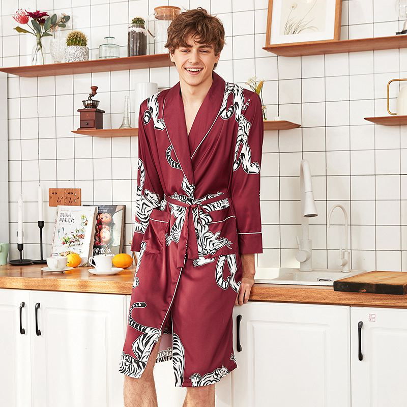 Men Tiger Printed Long Sleeves Belted Robe